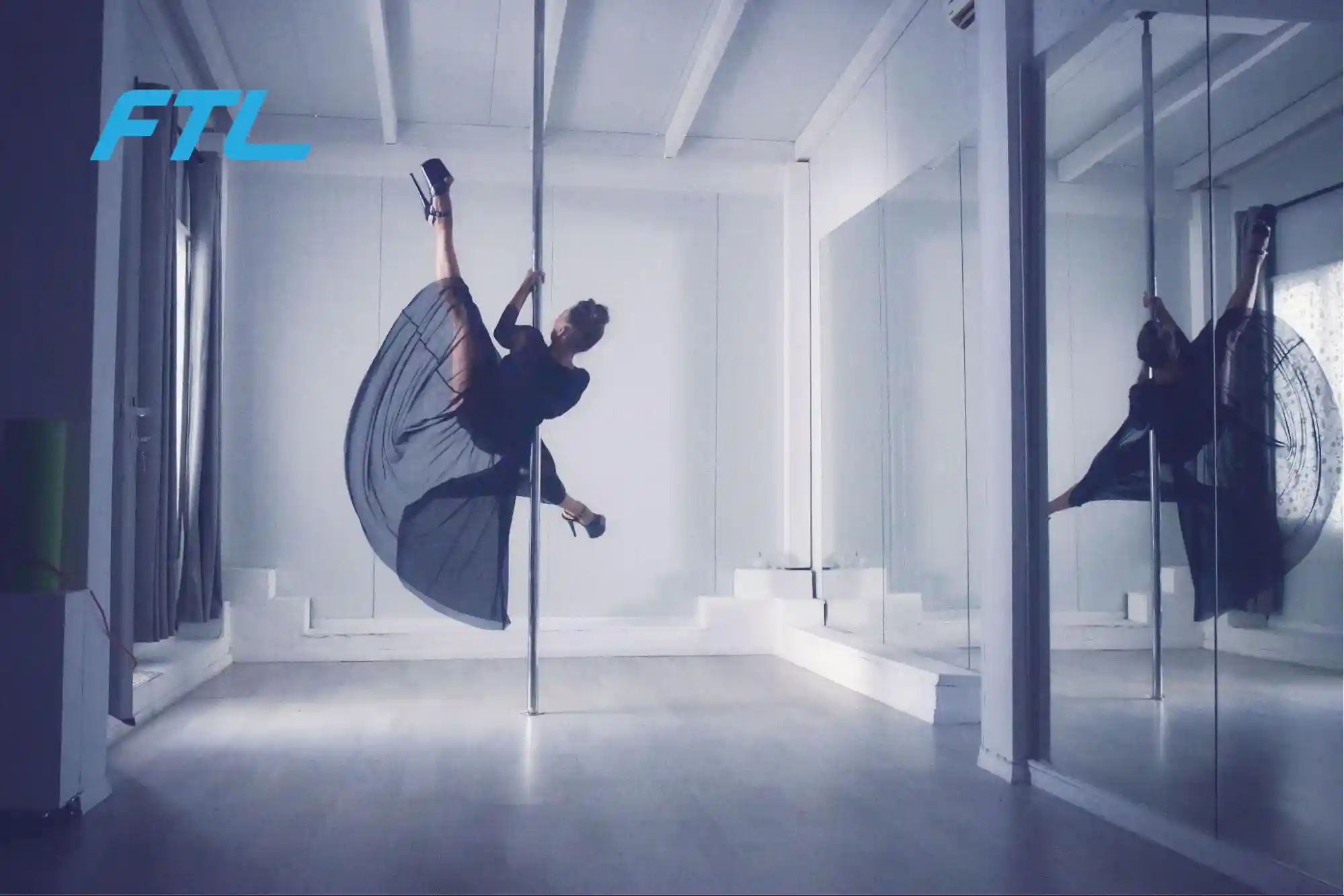 Manfaat pole dance