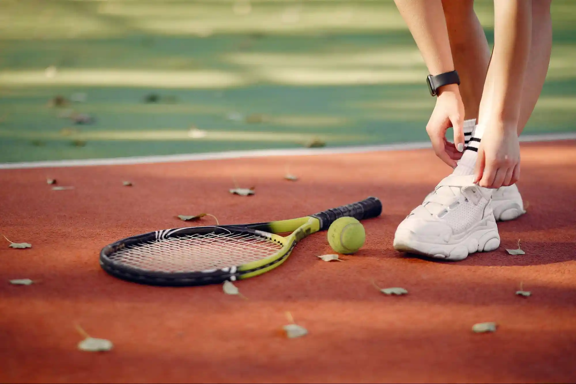 Sepatu tenis