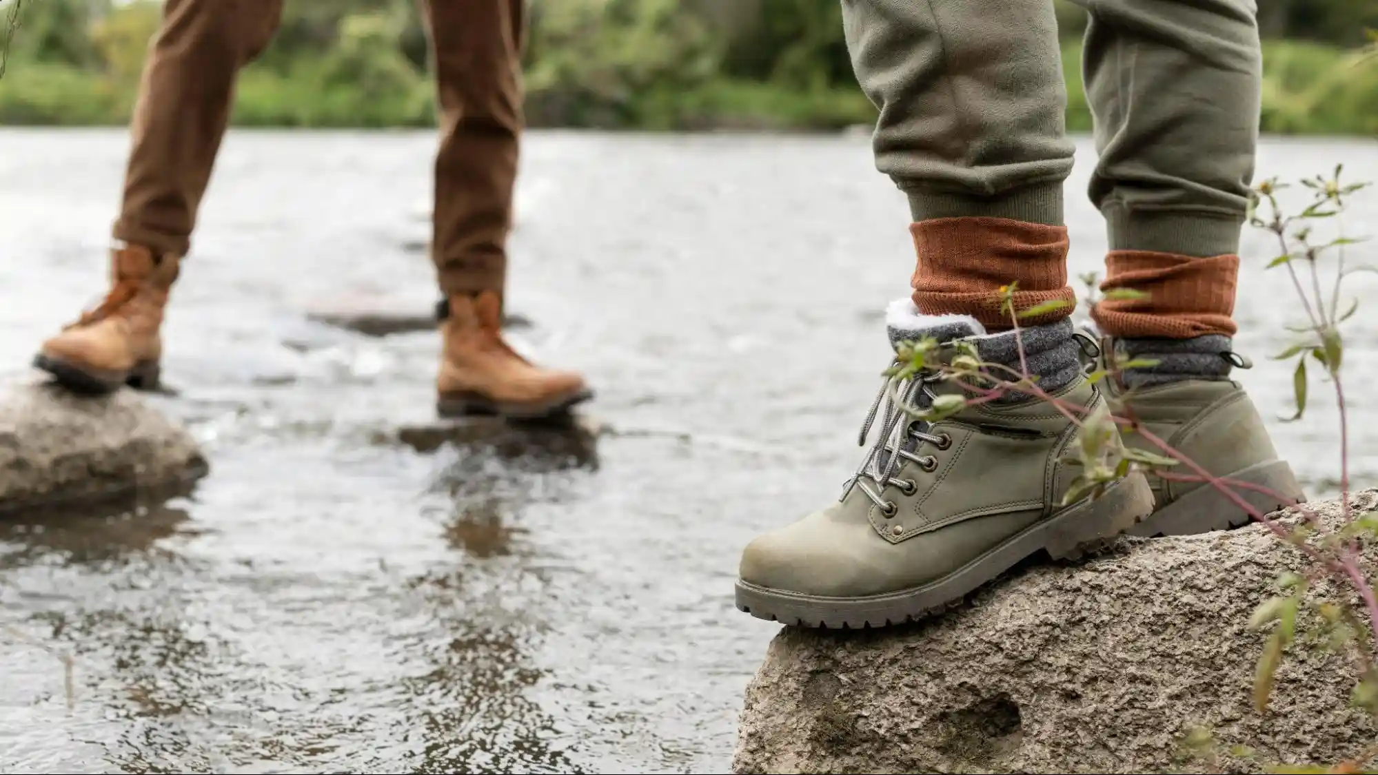 Sepatu trail